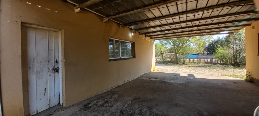 3 Bedroom Property for Sale in Roosheuwel Ext 2 North West